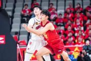 从谷底到巅峰？上海队如何在CBA上演惊天逆转，季后赛梦想能否成真？