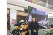 孙颖莎的辉煌战绩背后：为何国乒最成功球员的父亲代劳提车？