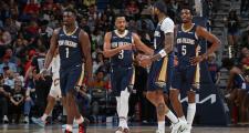 NBA交易风暴来袭：太阳能否成功追逐巴特勒？鹈鹕三巨头命运何去何从？