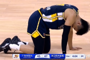 广东男篮遭遇逆转，贝兹利表现低迷：他真的适合CBA高端对决吗？