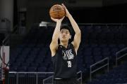 中国男篮的希望之星：赵维伦能否成为下一个NBA传奇？