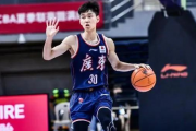 宏远新星李奕臻的夏季训练成果如何？球迷质疑：是否只是'练了个寂寞'？