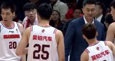 广东宏远篮球赛大胜47分，三战全胜小组第一，你猜谁是MVP？