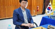 围棋界震撼！中国世界冠军惨遭屠龙，韩国棋手强势占据8强三席，这是否预示着新的围棋格局？